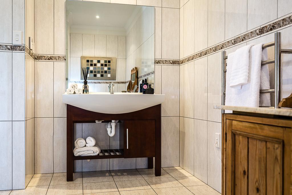 Executive Apartment In Private Complex Havelock North Zewnętrze zdjęcie