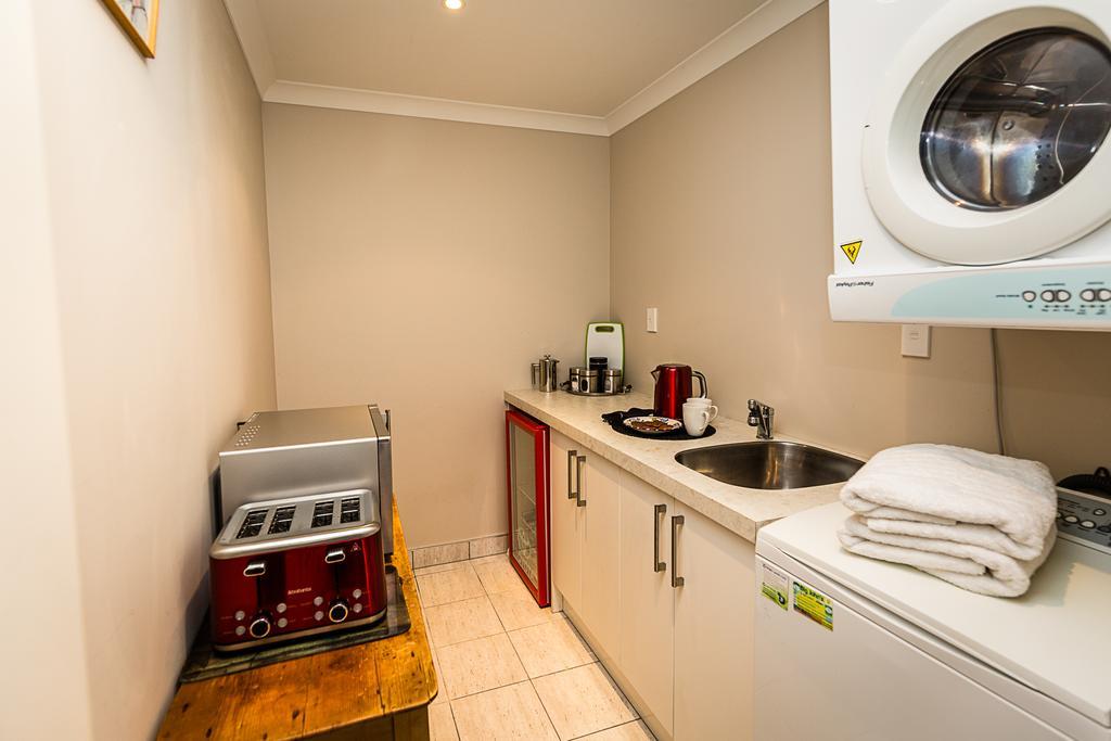 Executive Apartment In Private Complex Havelock North Zewnętrze zdjęcie